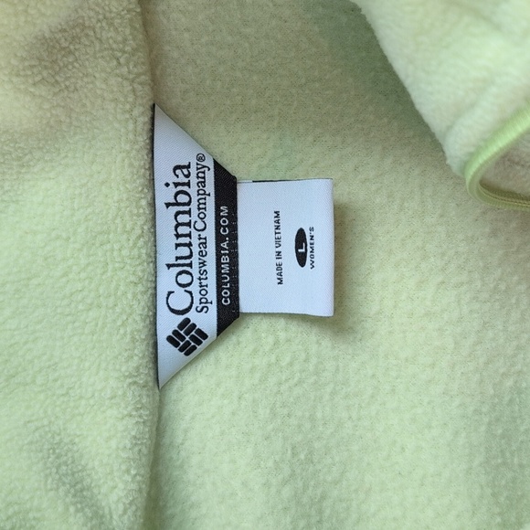 Columbia Jacket. Large. EUC - Picture 6 of 7